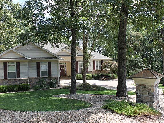 2nd image of 3 Milford Pl