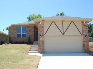 2208 Diana Dr, Norman, OK 73071