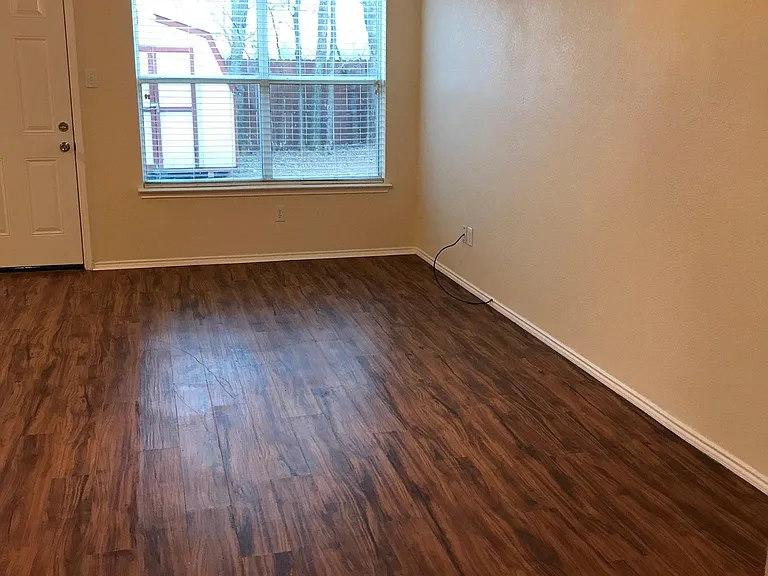 1512 Pine Ln — Photo 7