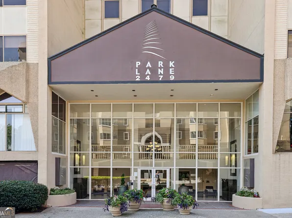 2479 Peachtree Rd NE APT 702, Atlanta, GA 30305
