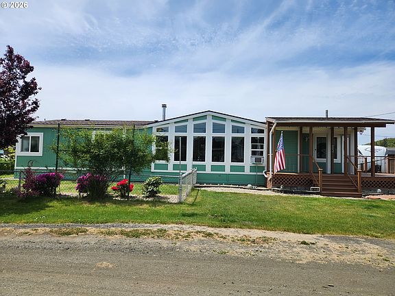 2nd image of 435 Rugh Ln