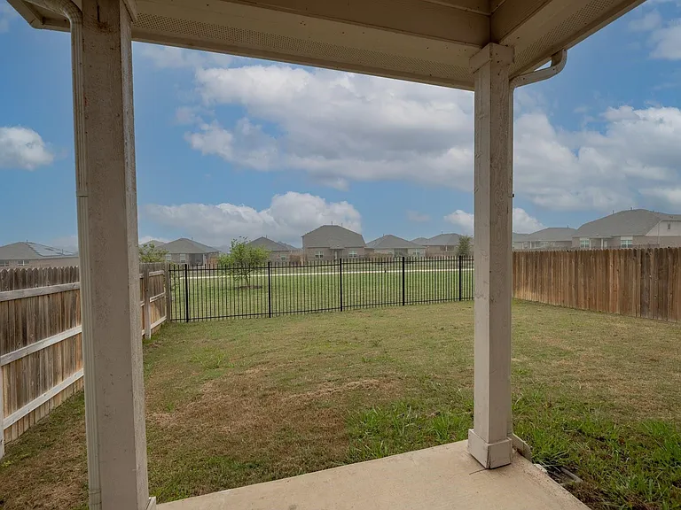 437 Otto Ave — Photo 33