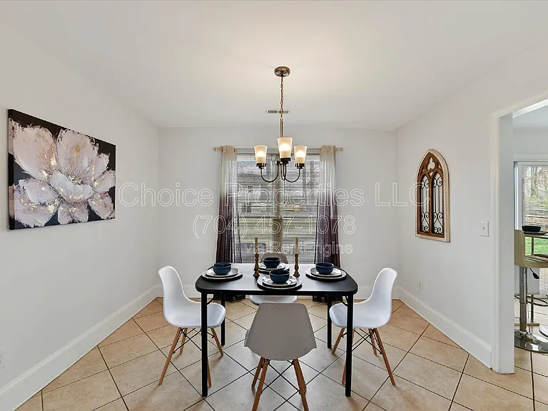 8413 Red Setter Ln — Photo 10