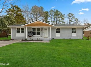 109 Oakdale Rd, Greenville, NC 27834