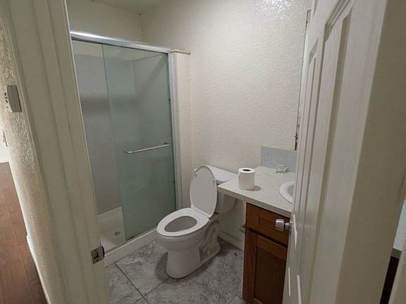 4th image of 5905-07 Clover Manor Way #5907