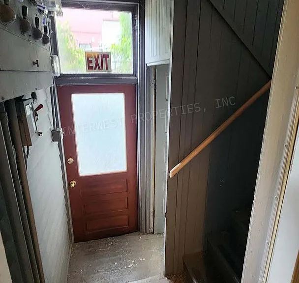 117 King Avenue 2156 Davis St — Photo 21