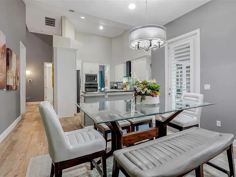 8629 Great Cove Dr — Photo 8