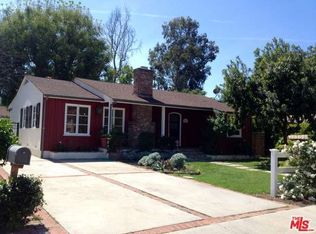 22734 Hatteras St, Woodland Hills, CA 91367