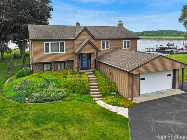 27892 W Bayview Dr, Ingleside, IL 60041