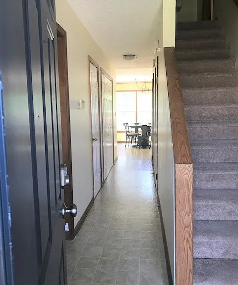 1208 Priscilla Ln — Photo 6