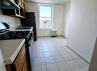 177 W 48th St APT 15, Bayonne, NJ 07002