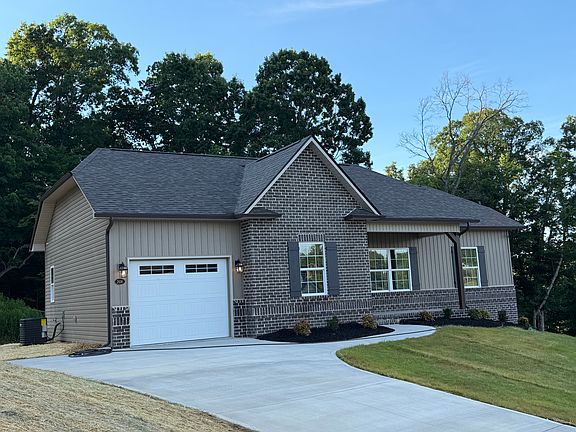 3rd image of 2616 Parkers Meadow Ln