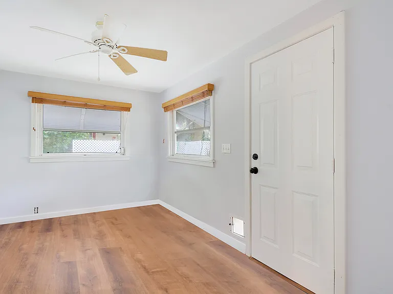 412 N K St — Photo 15