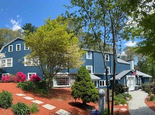 25 Pleasant St, Dover, MA 02030