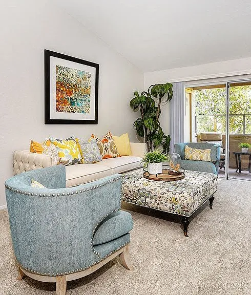 Bella Vista Apartments — Photo 11