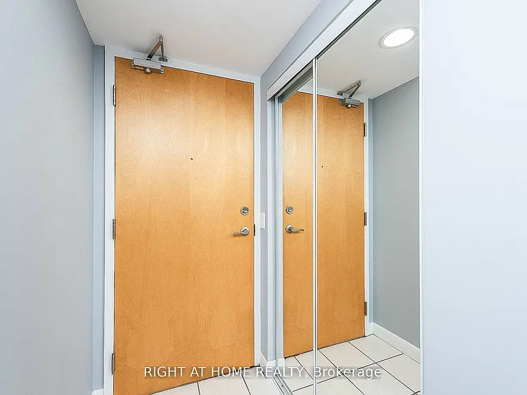 4978 Yonge St #2105 — Photo 6