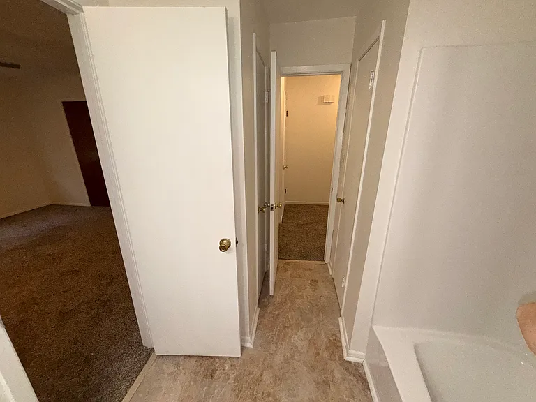 537A Schneider Dr — Photo 30