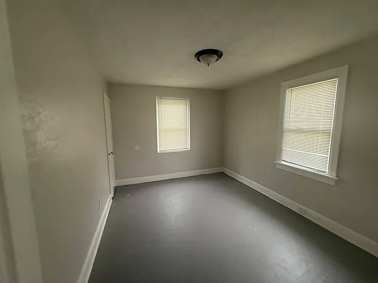 4519 June Ave — Photo 10