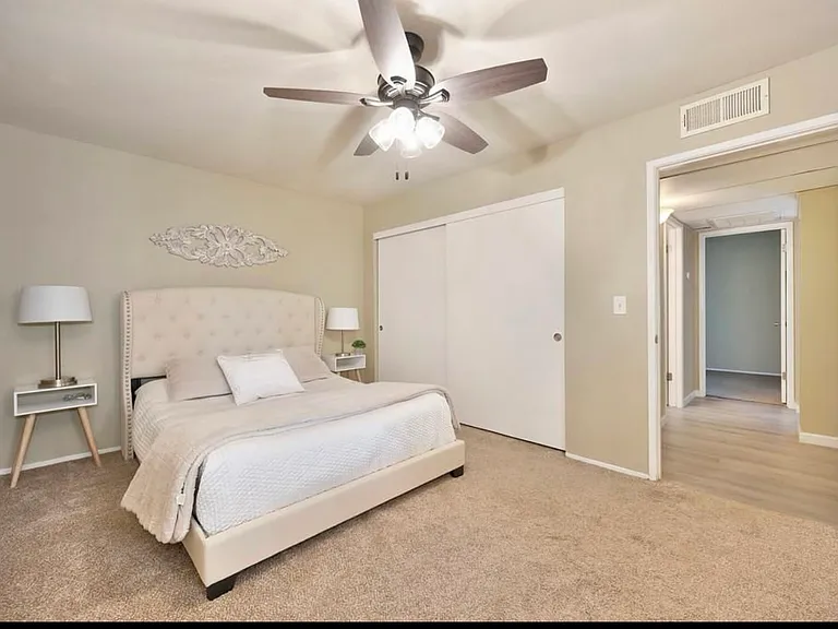 7445 Auburn Oaks Ct #G — Photo 5