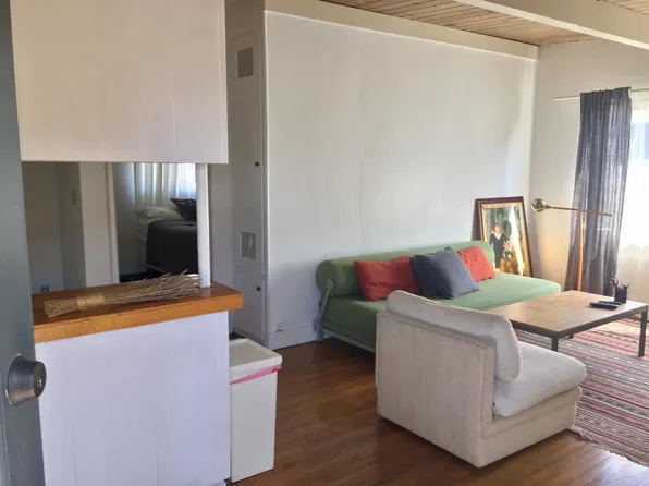 931 Morada Pl APT 3, Altadena, CA 91001
