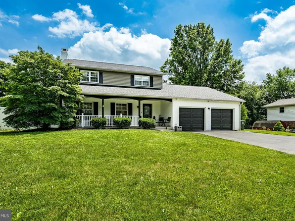 60 Gilbertsville Rd, Gilbertsville, PA 19525