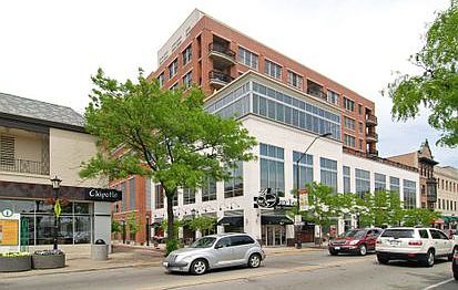 1st image of 1124 Lake St Unit 701