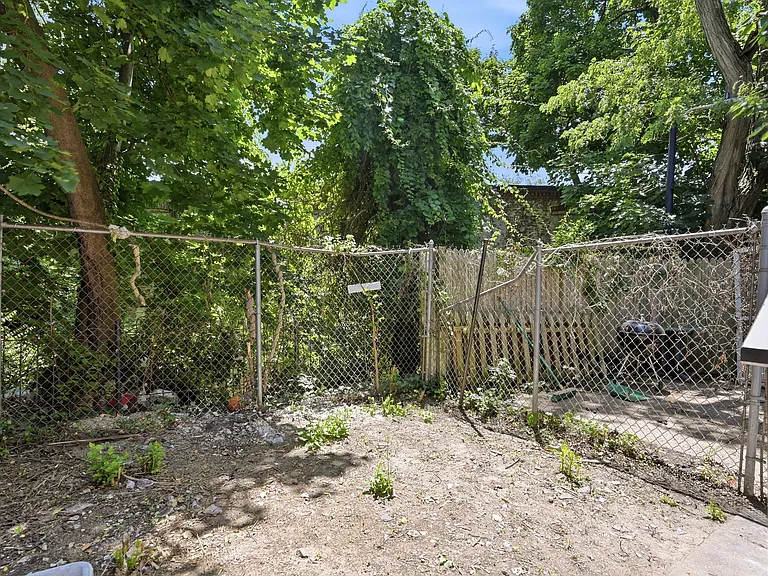 474 E Penn St #1 — Photo 14