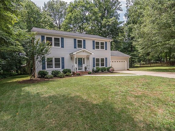 2nd image of 3 Spanish Oak Cir