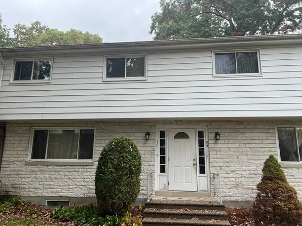 56 Wilson Dr #56, Framingham, MA 01702