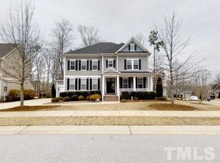 205 Larkhaven Pl, Apex, NC 27539