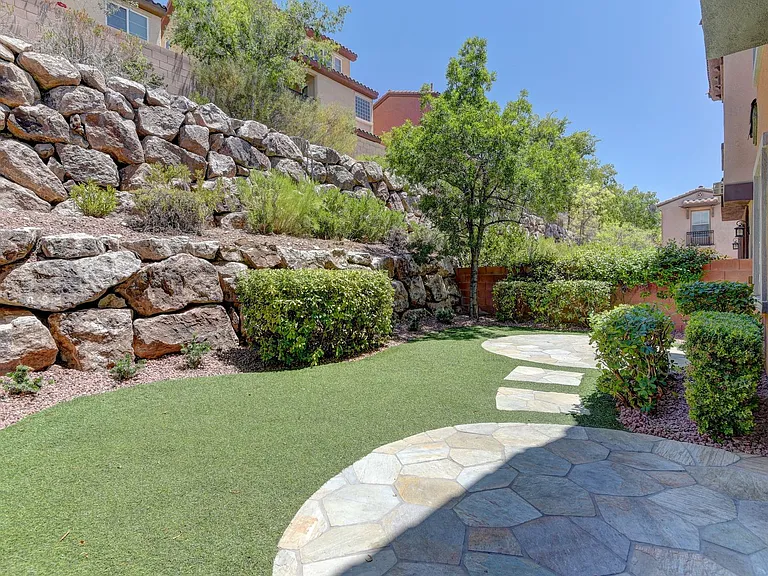 11330 Corsica Mist Ave — Photo 27