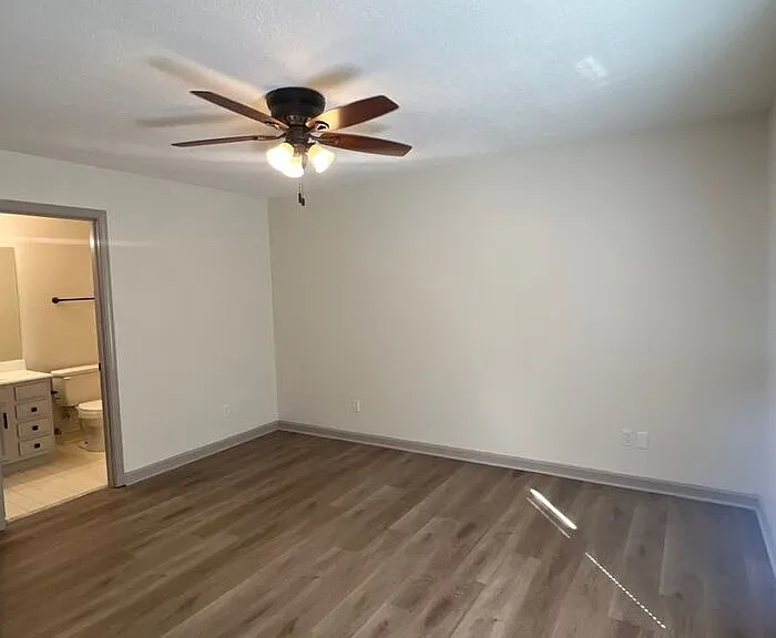 4421 Spring Bay Ct — Photo 8