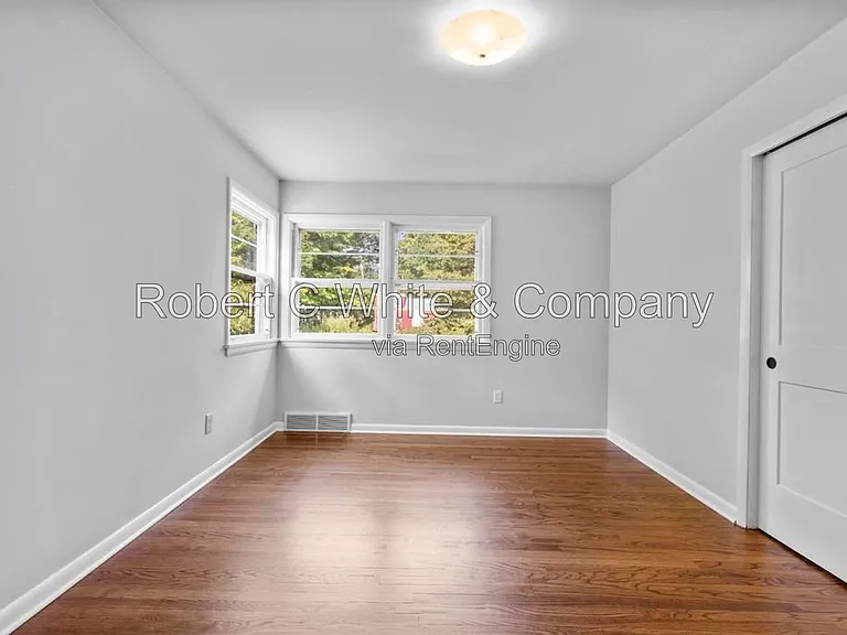 851 Ward Ln — Photo 26