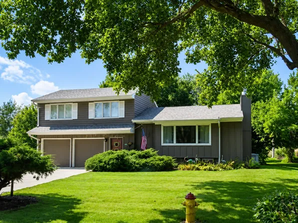 1636 S 99th St, Omaha, NE 68124