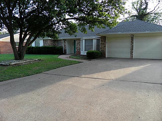 1st image of 1458 Meadowbrook Dr