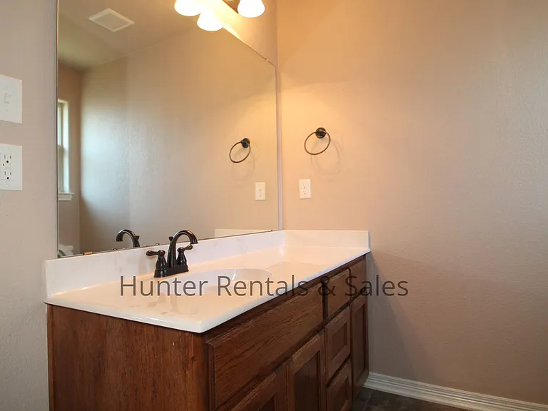 2522 Boxwood Dr — Photo 28