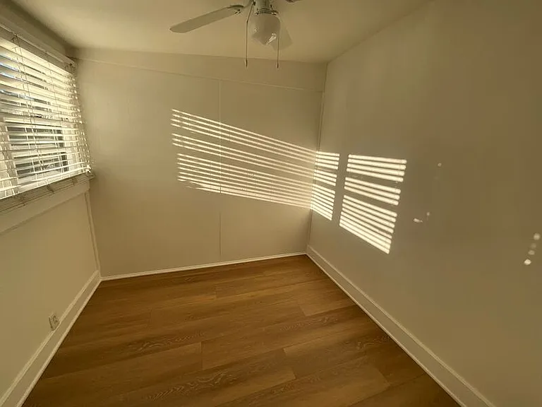 545 N Oakland Ave #3 — Photo 8