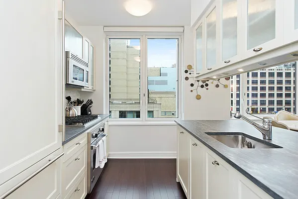 Sold by Keller Williams NYC | media 5