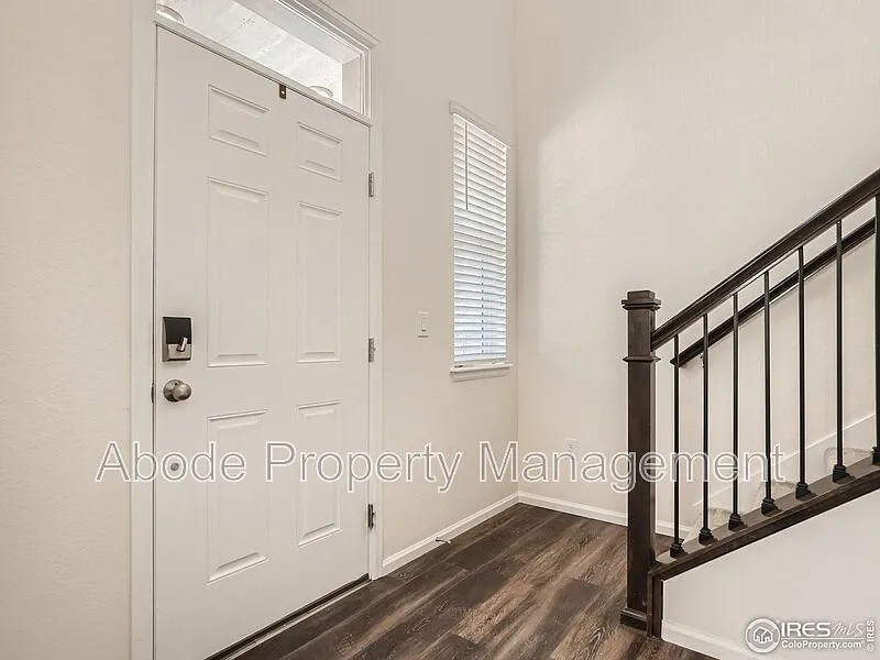 Building Photo - 451 Zeppelin Way #1