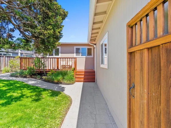 1055 View Way, Pacifica, CA 94044