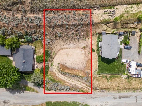 604 Hillside Dr, Yakima, WA 98903