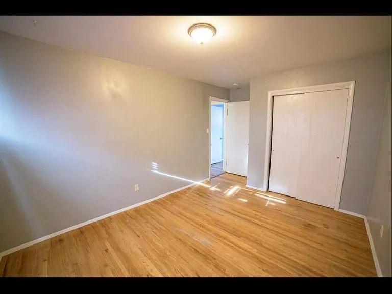 4921 9th Ave S — Photo 10
