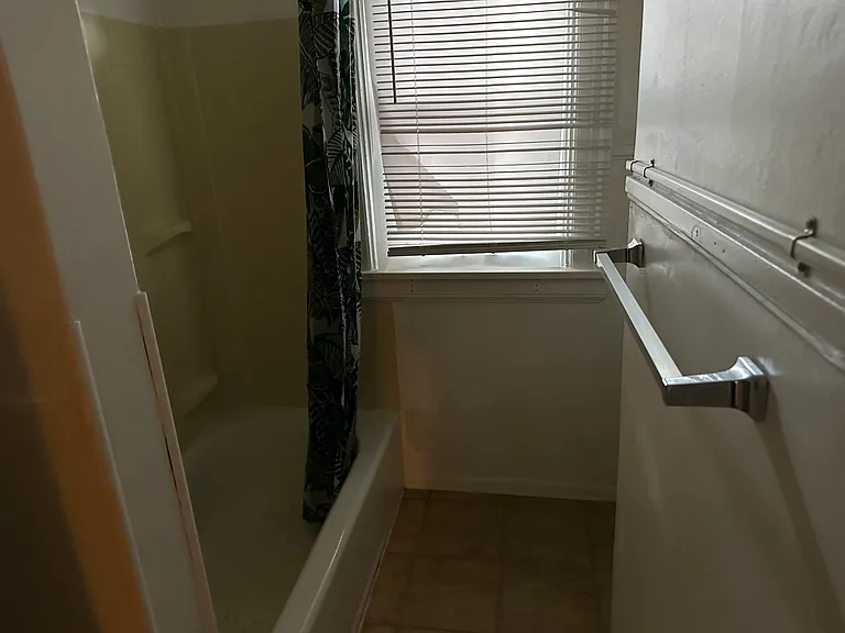112 Berkeley St #2 — Photo 11