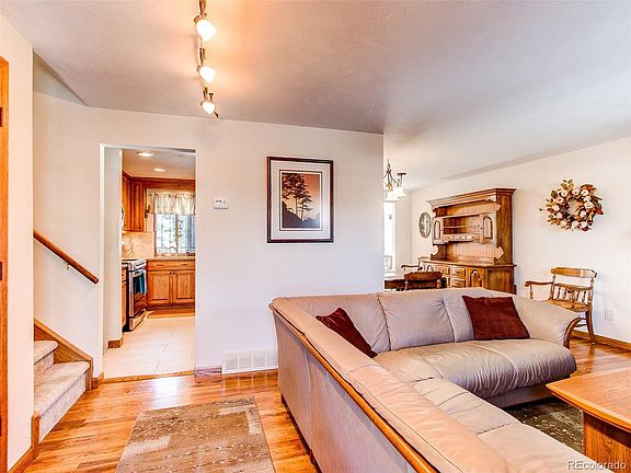 5th image of 1528 S Holland Ct