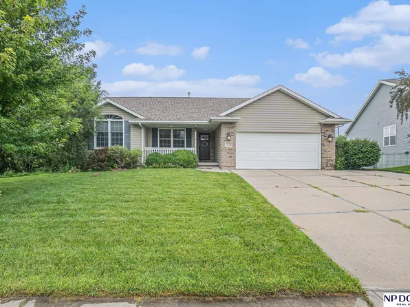 21322 Buchanan Pkwy, Gretna, NE 68028
