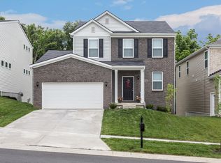 6812 Brittany Oak Dr, Louisville, KY 40229