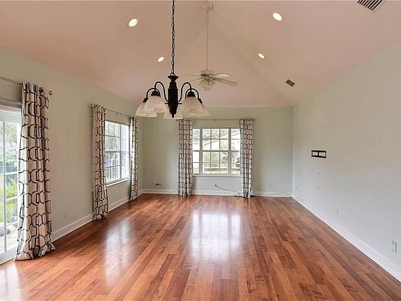 5th image of 1815 12th St