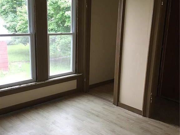 5th image of 20 South St