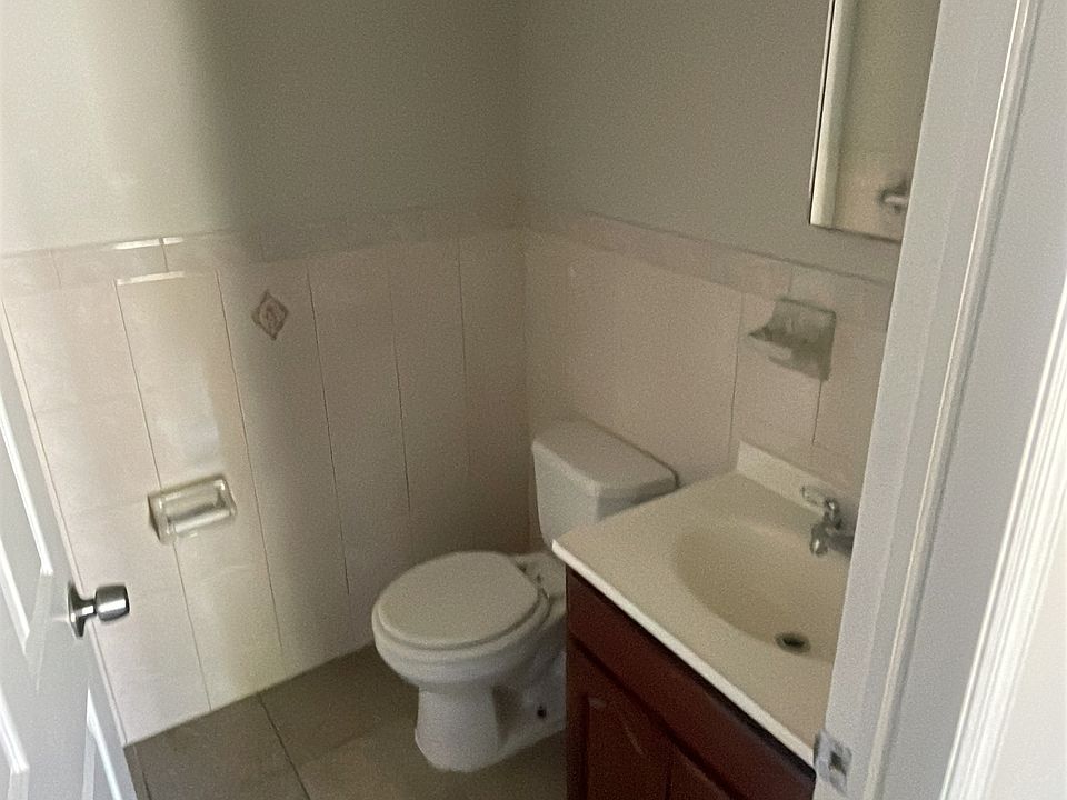 2nd image of 79 Tillinghast St #B3