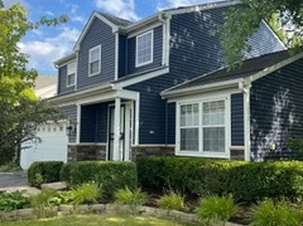 739 Sun Lake Rd, Lake Villa, IL 60046